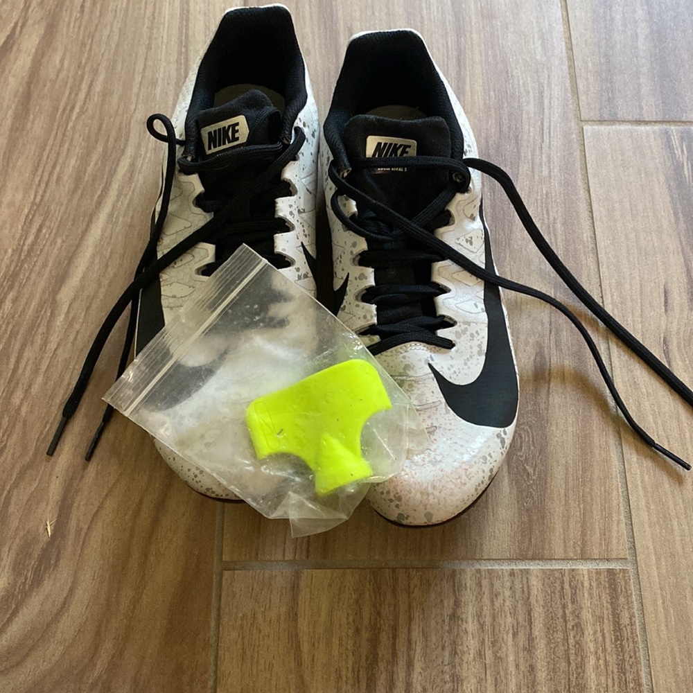 Nike running spikes